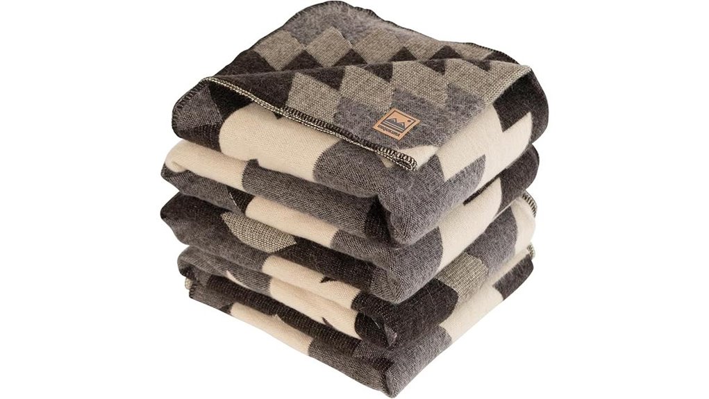 ecuadorian alpaca wool blanket